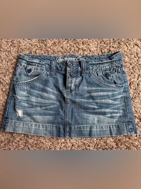 American Eagle Y2K vintage blue denim distressed micro mini jean skirt Women’s 4